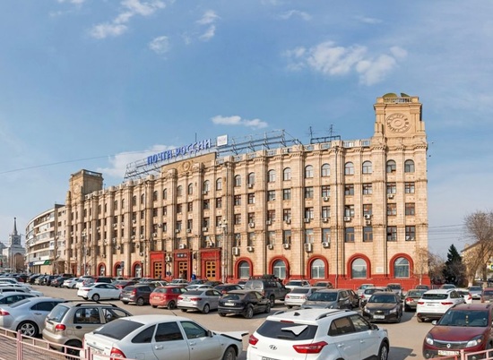 Почта России отчиталась о пандусах около волгоградского главпочтамта